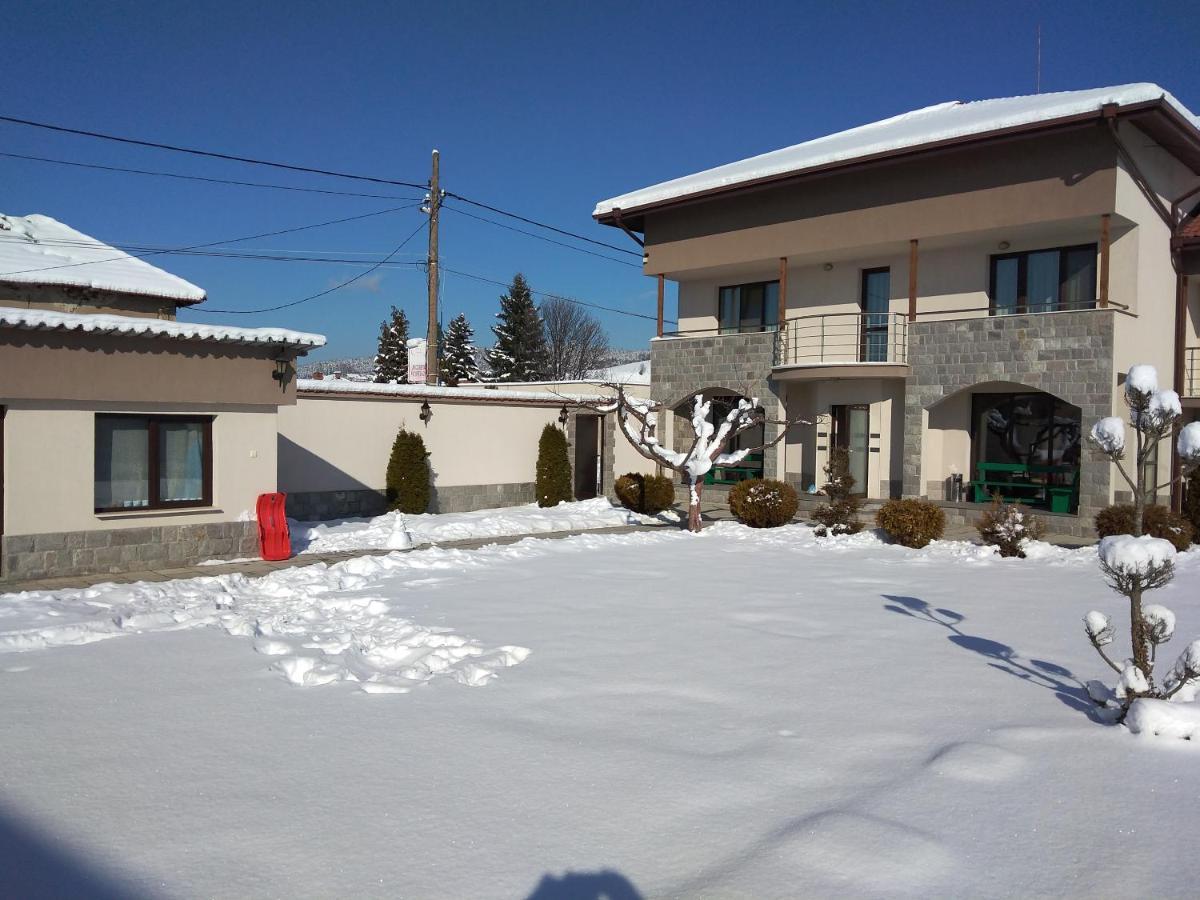 Sveti Nikola Villas Near Borovets Shiroki Dol Exterior photo